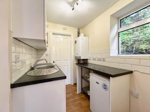 Photo 31- click for photo gallery